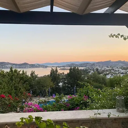 Amazing Home With Three Bedroom , Center Of Yalikavak Tatil Evi